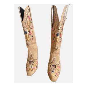 Women’s Cowgirl boots